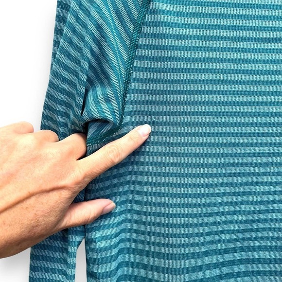 lululemon Top Womens 10 Blue Teal Swiftly Tech LS Athletic Gym Run Athleisure - Picture 8 of 12
